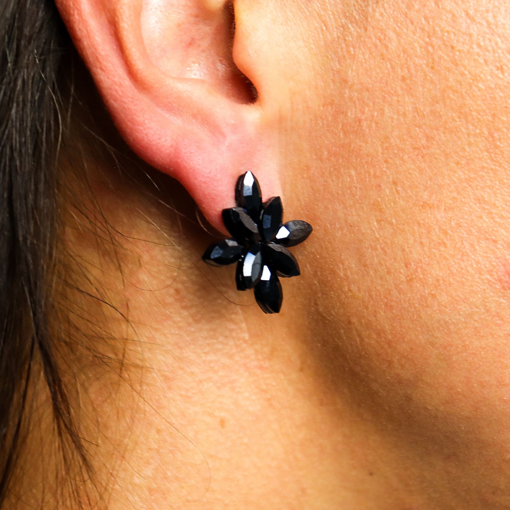 Brincos de Cristal Vintage - Flores - Preto Azabache