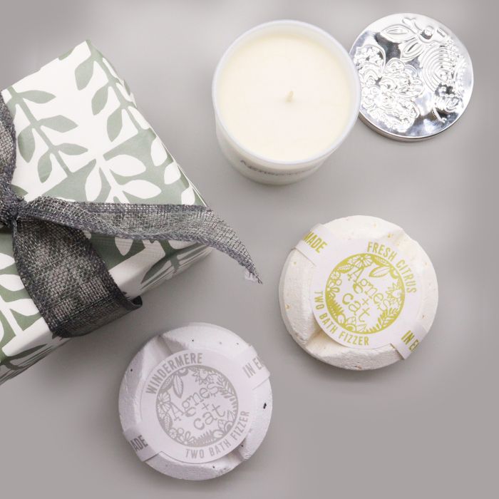 Conjunto de Oferta Bombas de Banho de Windermere e Citrinos + Vela Lua de Veludo