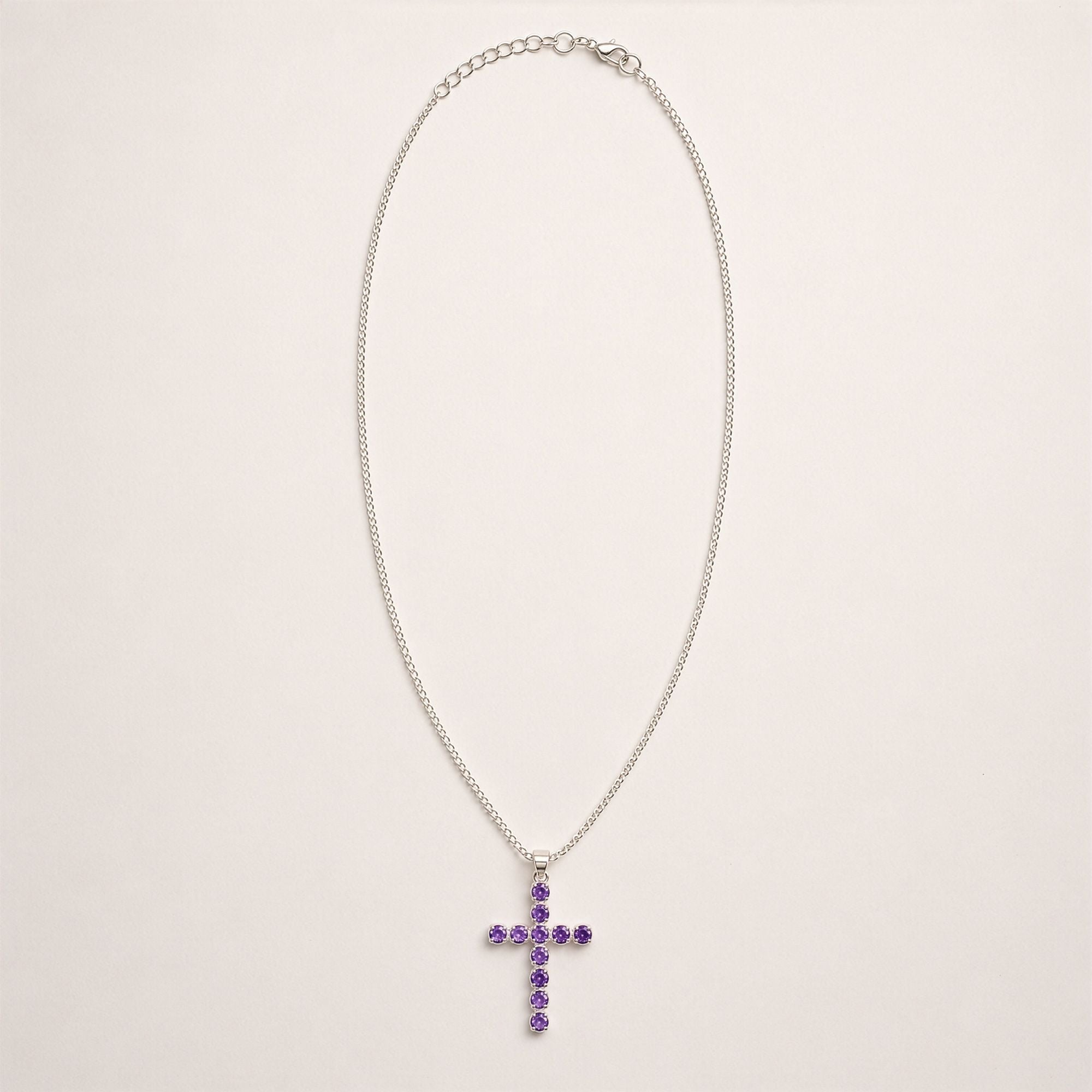 Pendente Devocional Banhado a Prata com Cordão de 45 cm - Crucifixo em Ametista