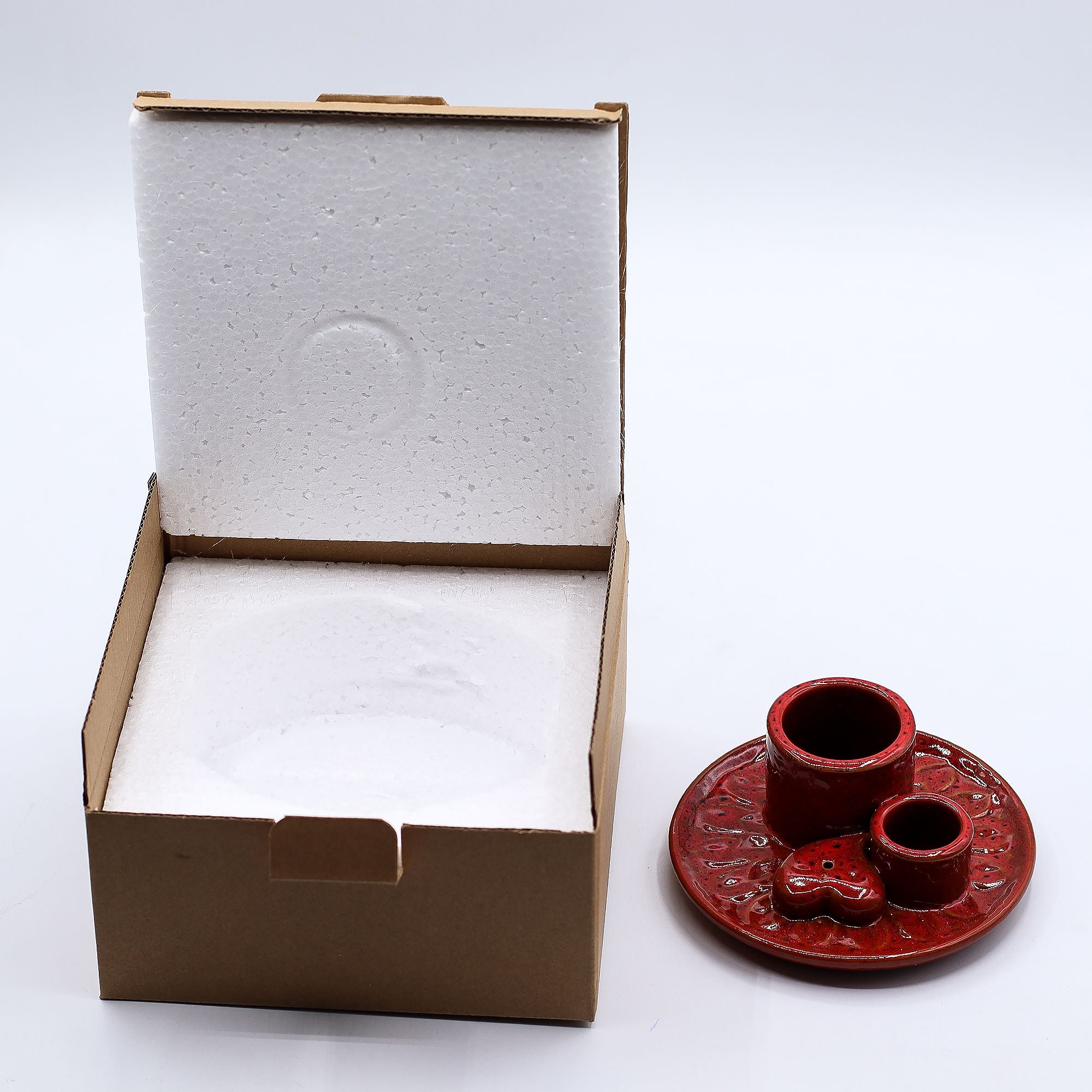 Suporte Cerâmico para Pau Santo e Incenso Mandala Vermelho com Coração Brilhante