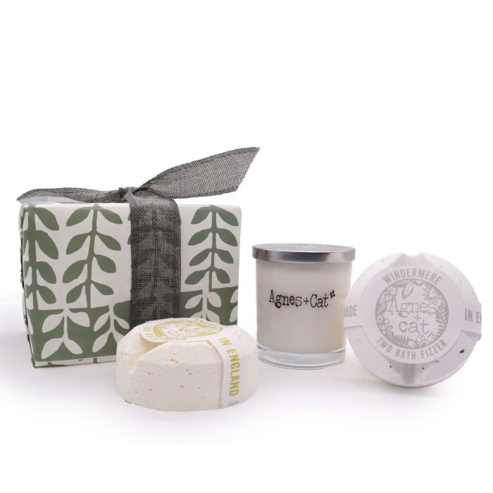 Conjunto de Oferta Bombas de Banho de Windermere e Citrinos + Vela Lua de Veludo