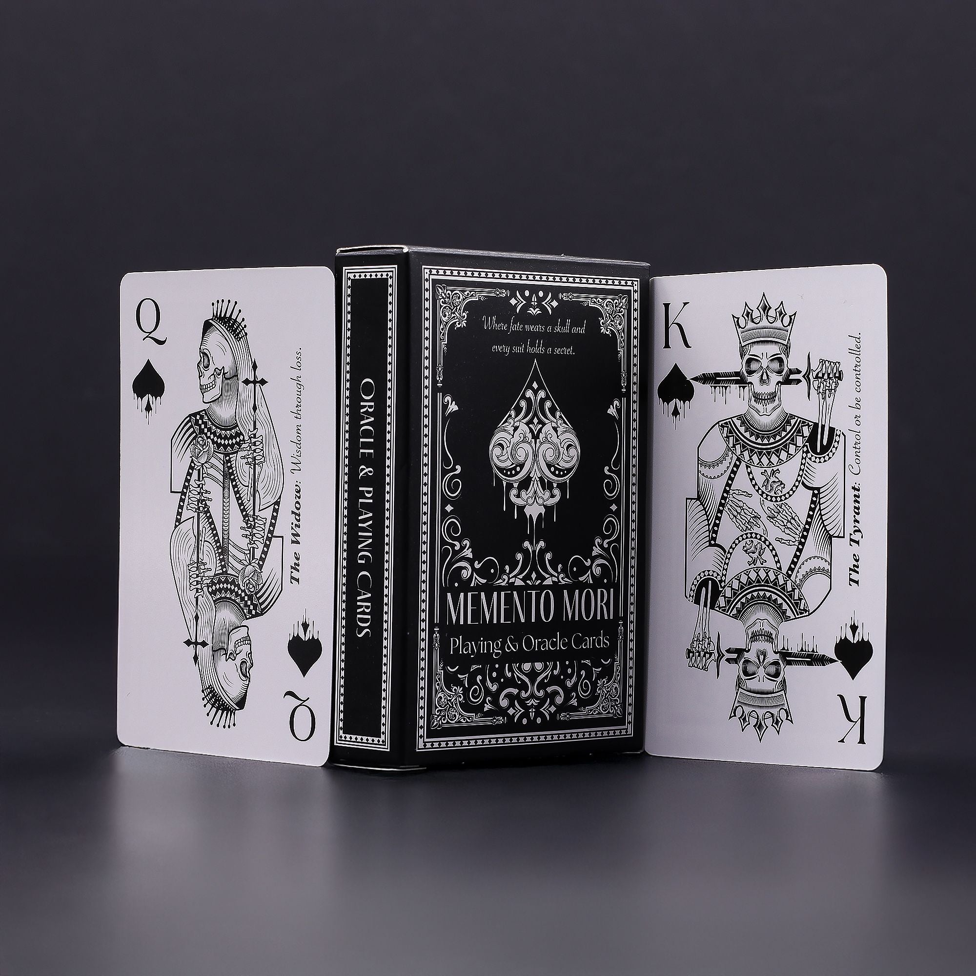 Cartas de Juego y Oráculo Góticas Memento Mori