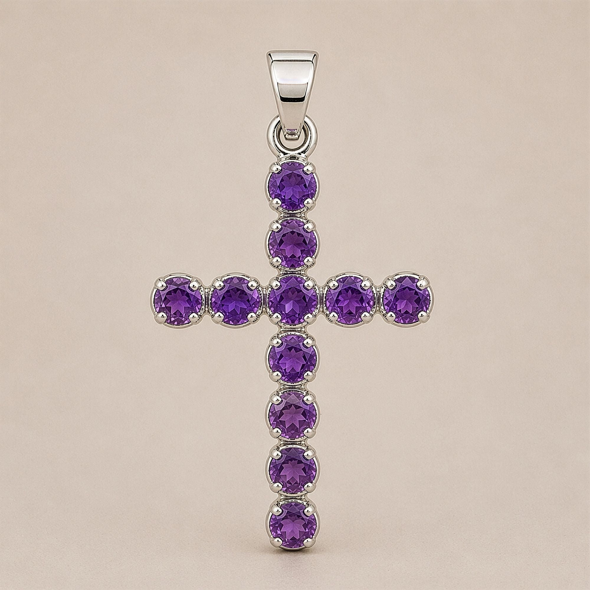 Pendente Devocional Banhado a Prata com Cordão de 45 cm - Crucifixo em Ametista