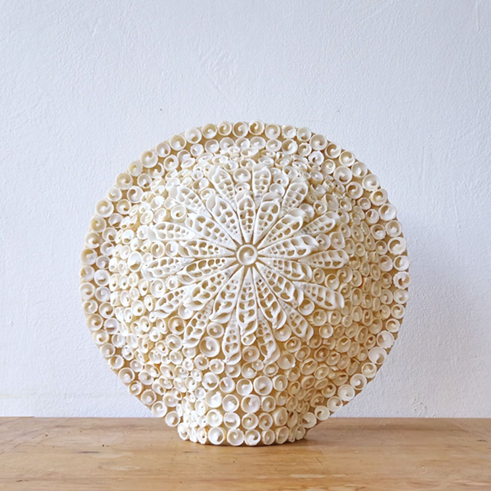 Lâmpada Boho de Conchas – Concha Redonda Grande