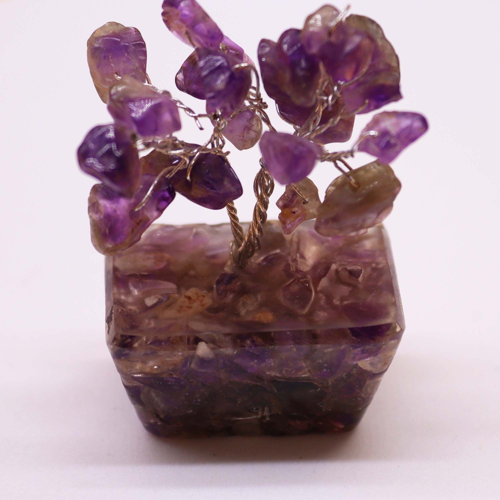 Mini Árvore de Pedras Naturais Base Orgonite Ametista (15 Pedras)