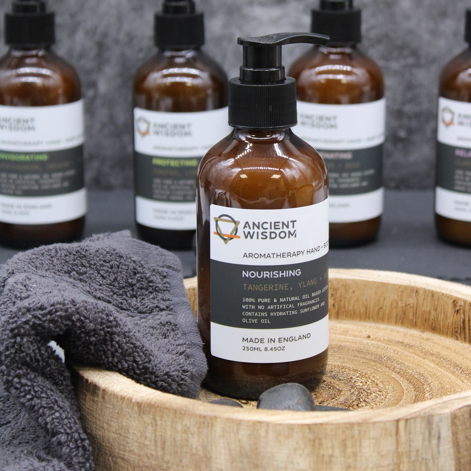 Loção de Mãos e Corpo - Salva-Esclareia e Lavanda - 250 ml