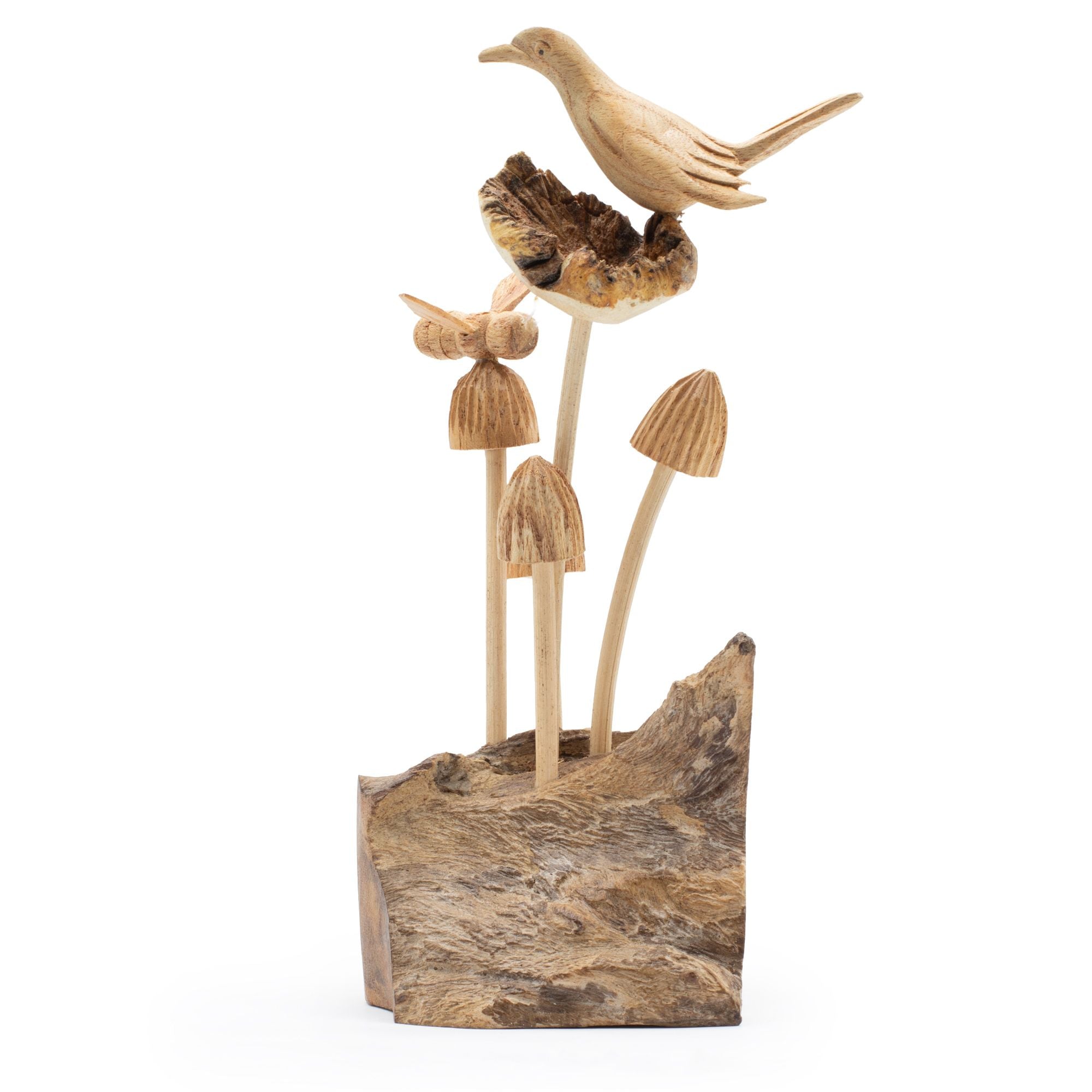 Escultura em Madeira Parasita com Pássaro e Abelha sobre Cogumelos