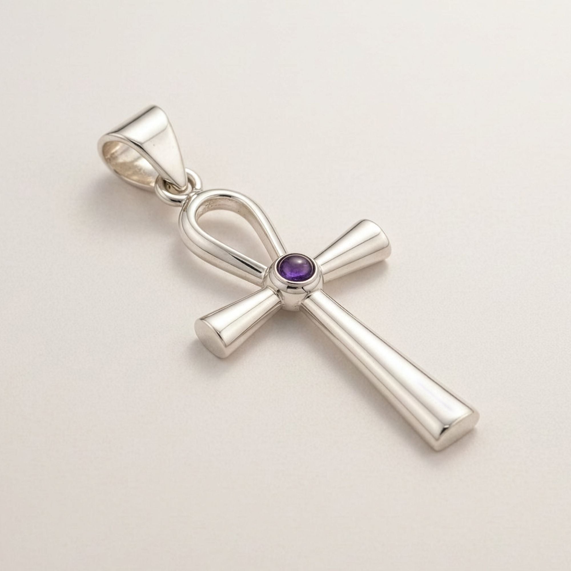 Pendente Devocional Banhado a Prata com Cordão de 45 cm - Símbolo Ankh da Vida Eterna