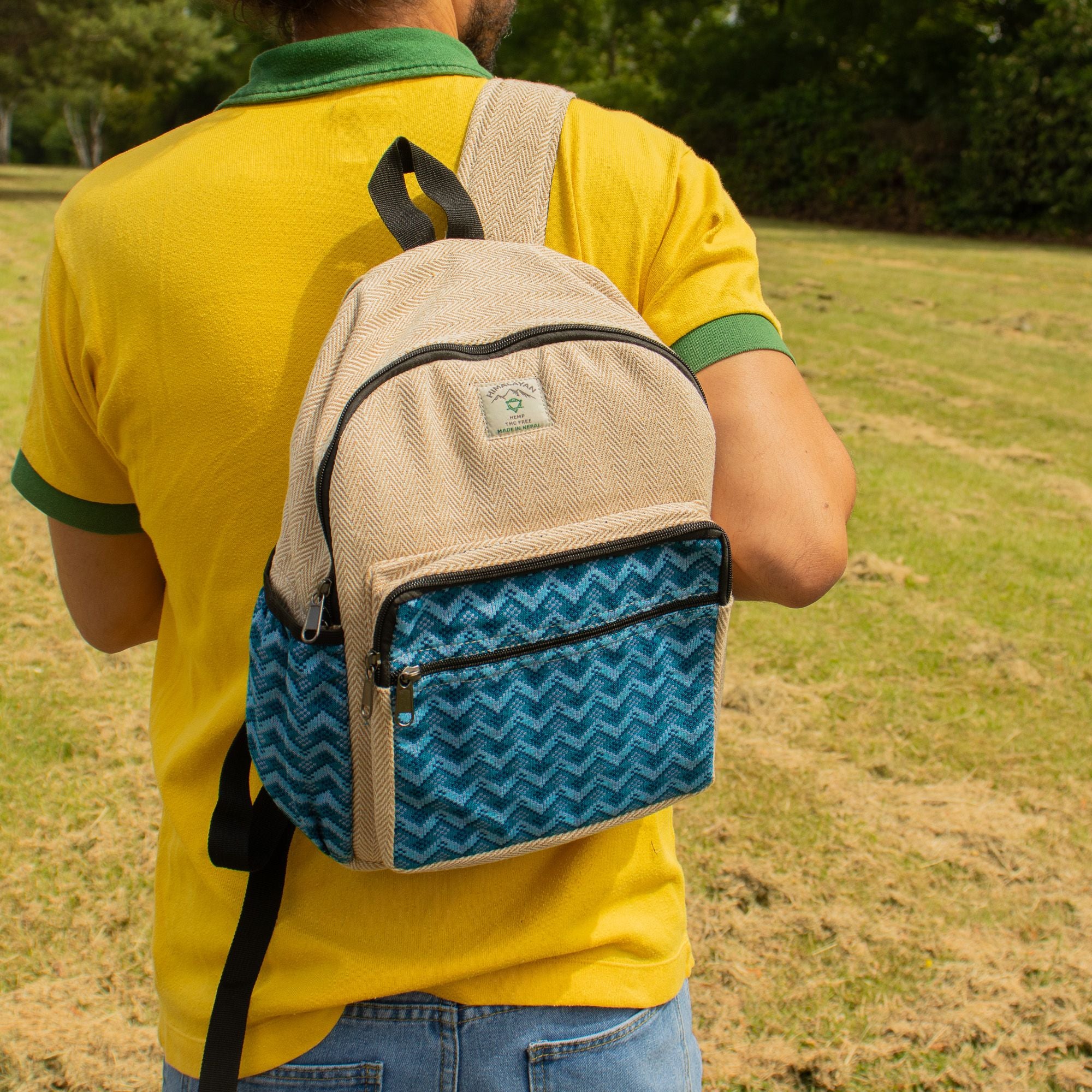 Mochila Standard de Katmandu Design Dhaka (34 x 27 x 10 cm)