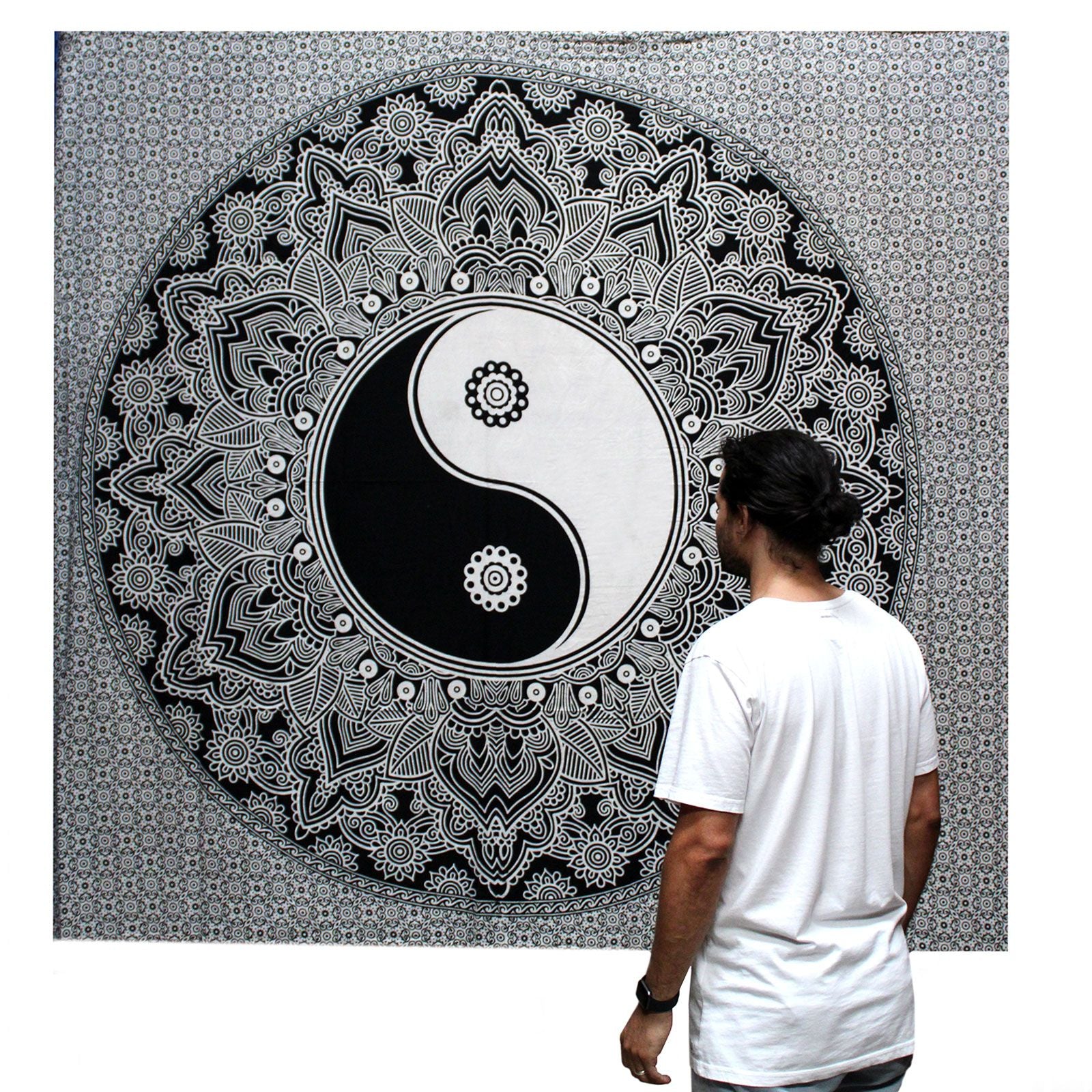 Colcha de Algodão Dupla Preto e Branco com Tapeçaria Yin Yang